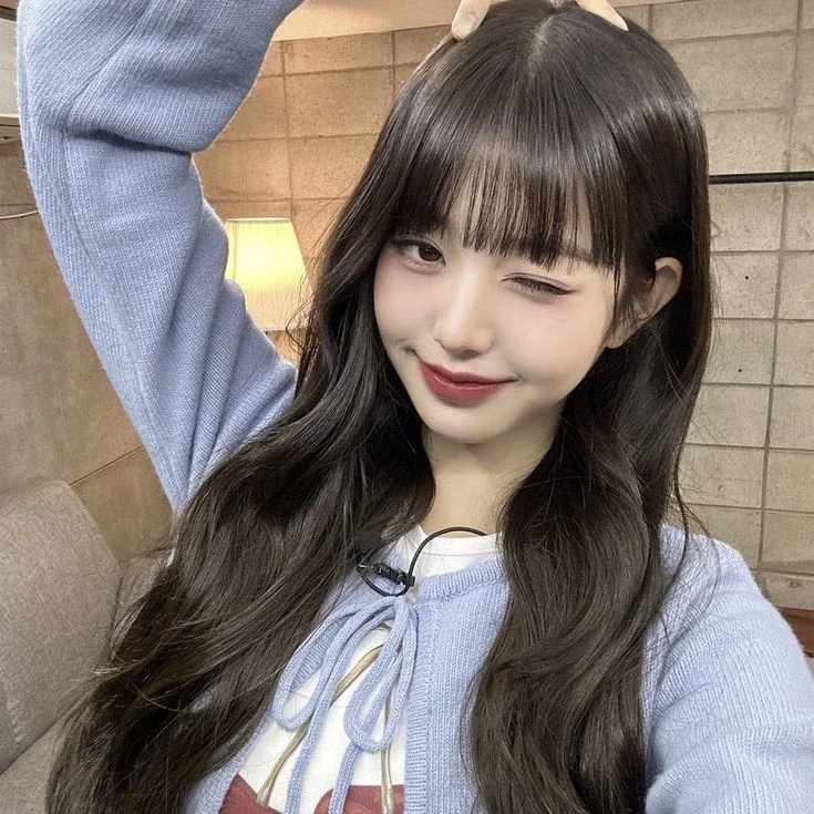 Wonyoung gallery image
