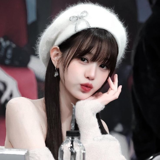 Wonyoung gallery image