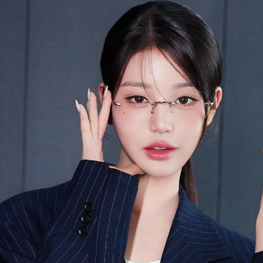 Wonyoung gallery image