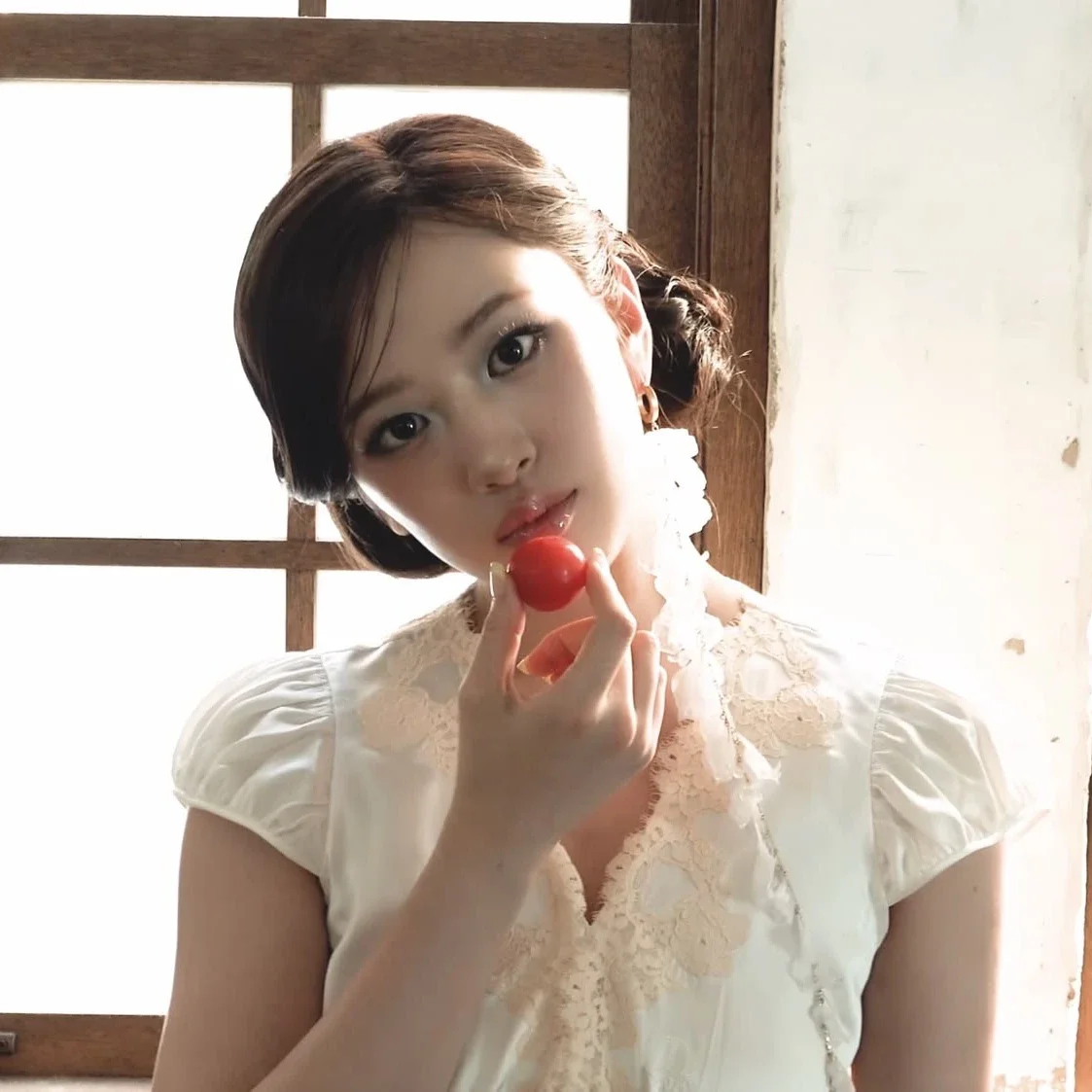 Yujin gallery image