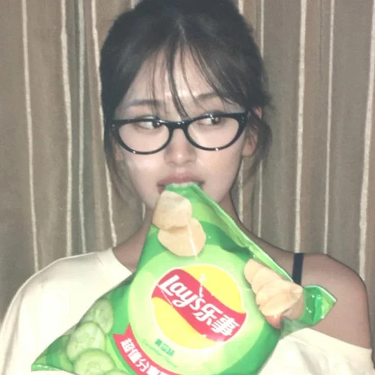 Yujin gallery image