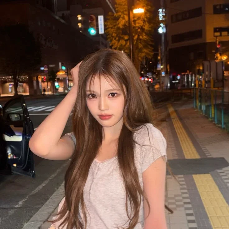 Jeong Saebi 갤러리 이미지