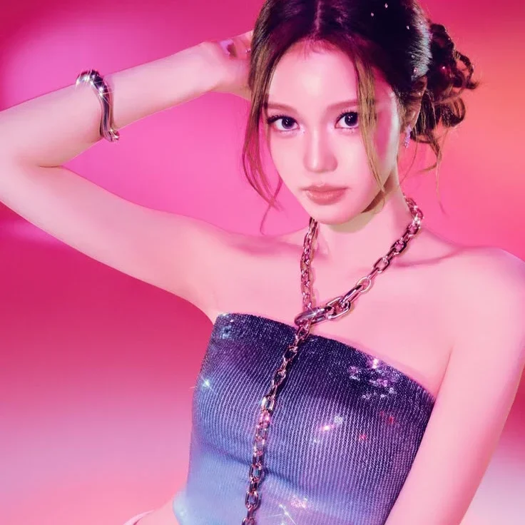 Jeong Saebi 갤러리 이미지