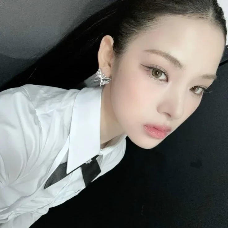 Mai gallery image