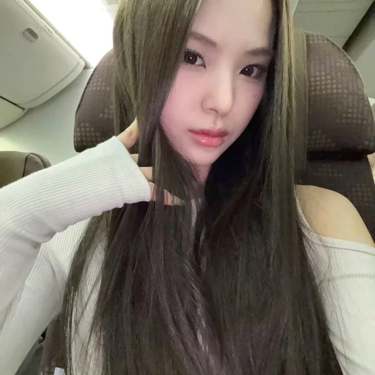 Mai gallery image