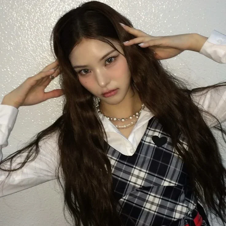 Mai gallery image