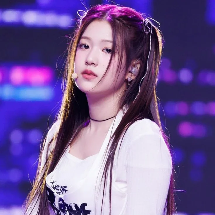 Yoon Jiyoon gallery image