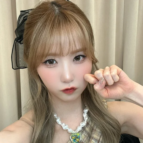 Hitomi