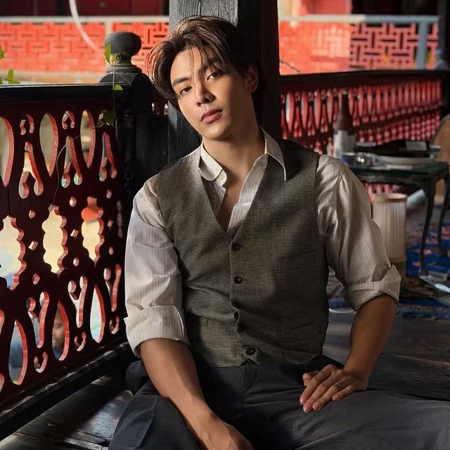 Joong gallery image
