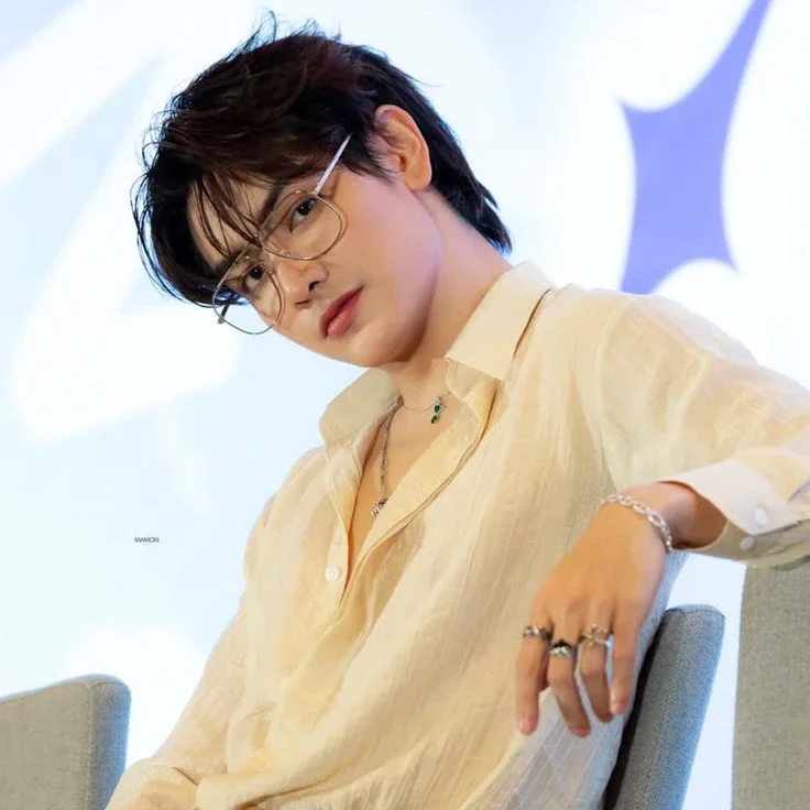 Joong gallery image