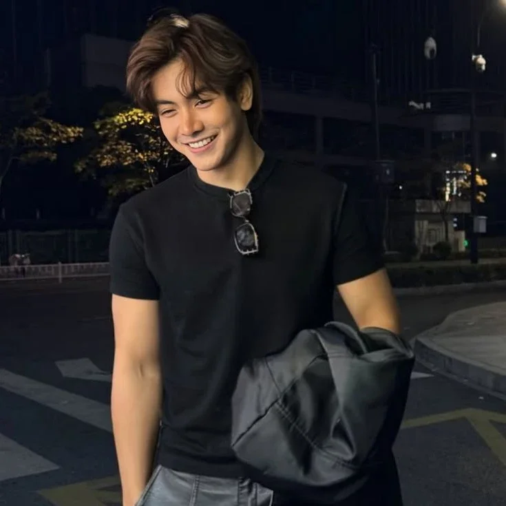 Joong gallery image