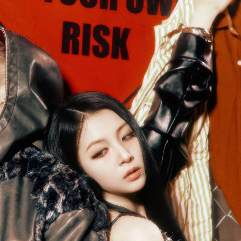 Jeon Jiwoo gallery image