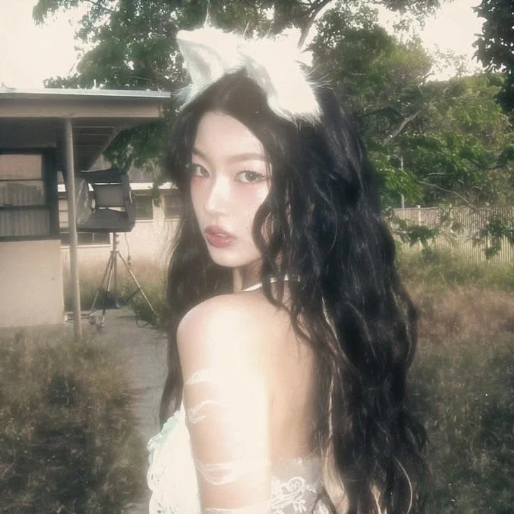 Yoonchae gallery image