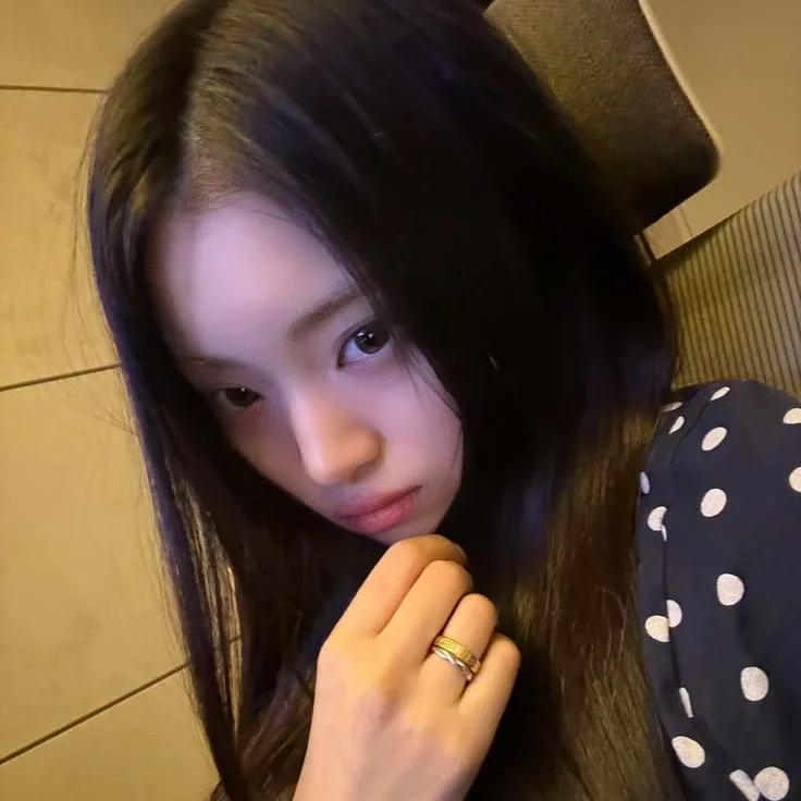 Gambar galeri Kang Yeseul