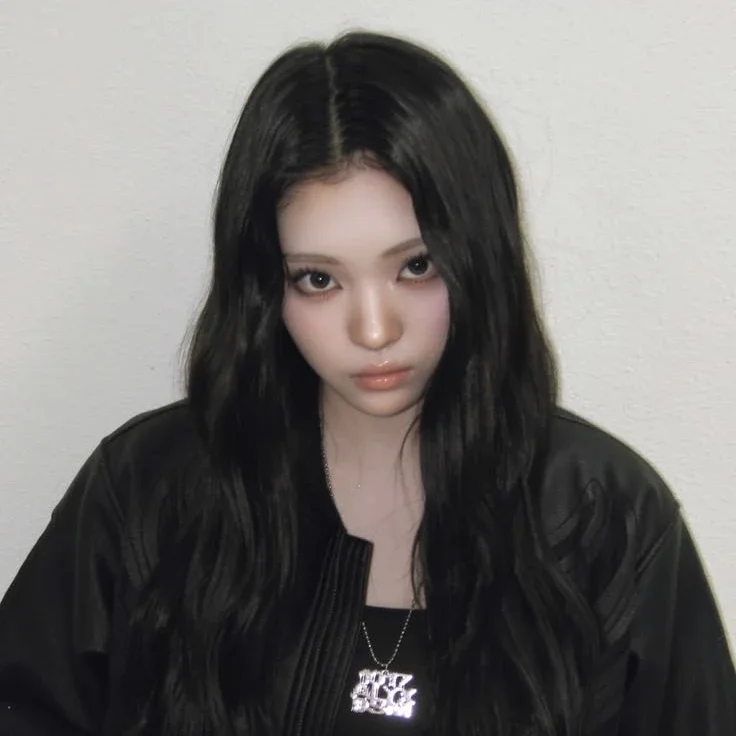Gambar galeri Kang Yeseul