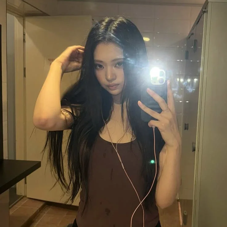 Gambar galeri Kang Yeseul