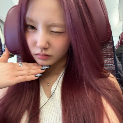 Son Juone 갤러리 이미지