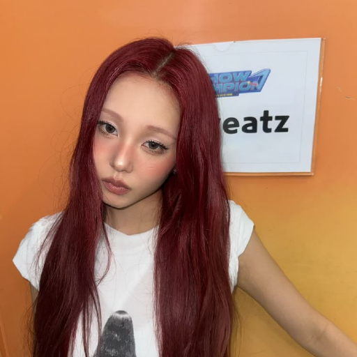 Son Juone 갤러리 이미지