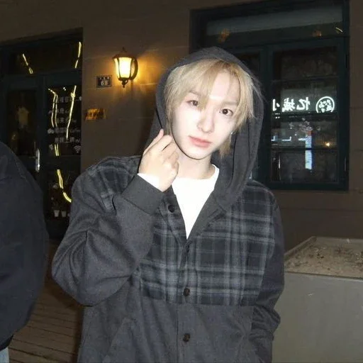 Larawan sa gallery ni Donghwa