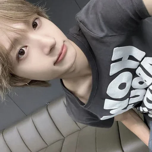 Larawan sa gallery ni Donghwa
