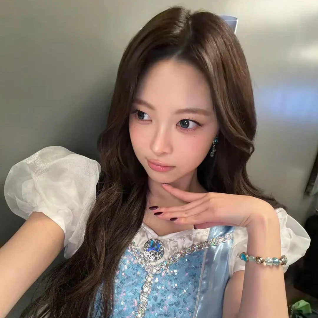 Eunchae gallery image