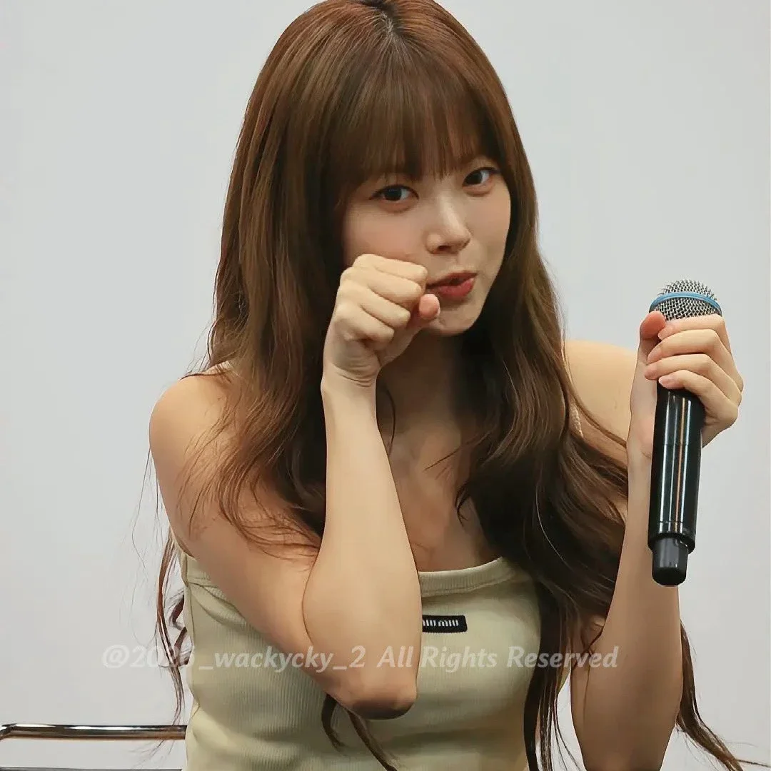 Eunchae gallery image
