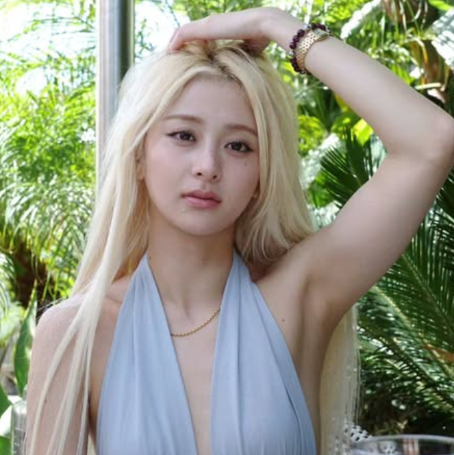 Huh Yunjin gallery image