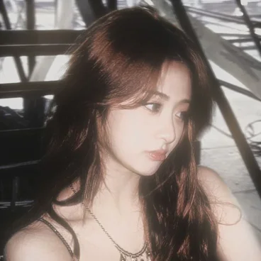Huh Yunjin
