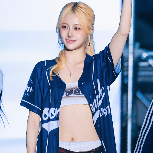 Huh Yunjin gallery image