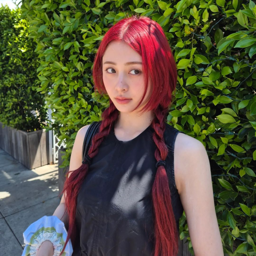 Huh Yunjin