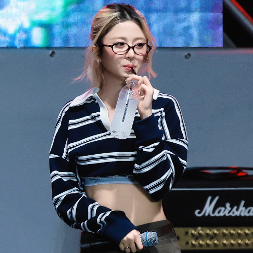 Huh Yunjin gallery image