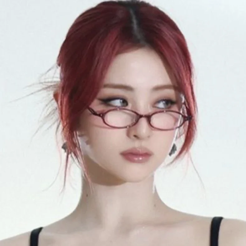 Huh Yunjin gallery image