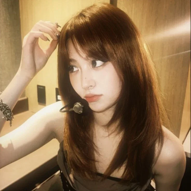Huh Yunjin gallery image