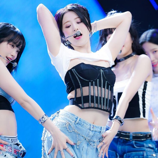 Huh Yunjin gallery image