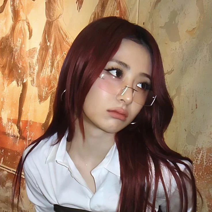 Huh Yunjin gallery image