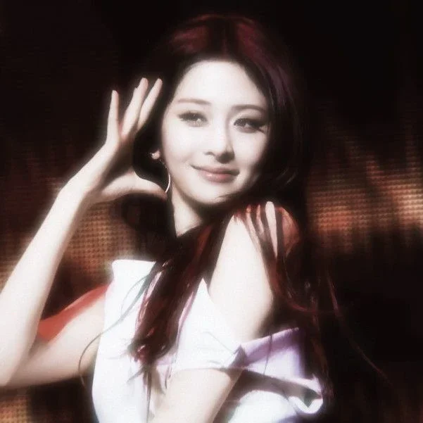 Huh Yunjin gallery image
