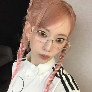 Sakura 4