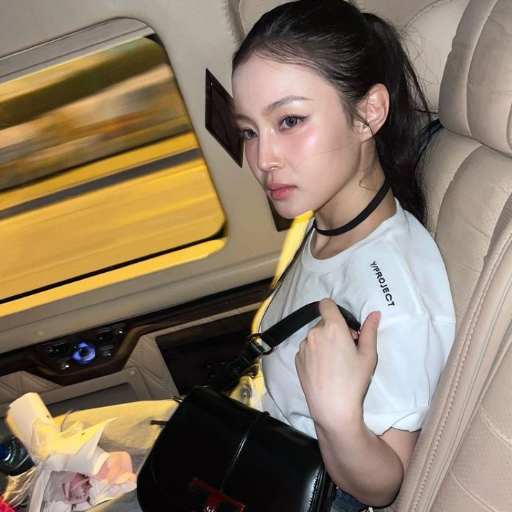 LeeHi galeri görseli