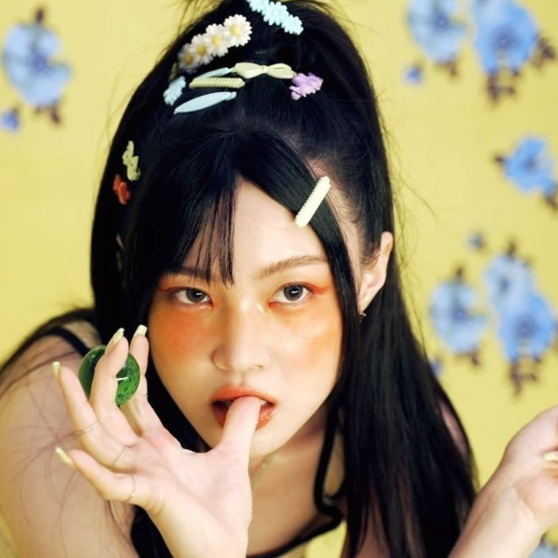 LeeHi galeri görseli