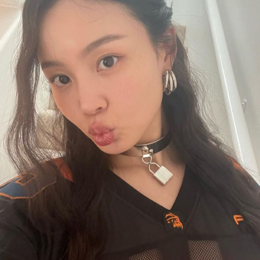 LeeHi galeri görseli