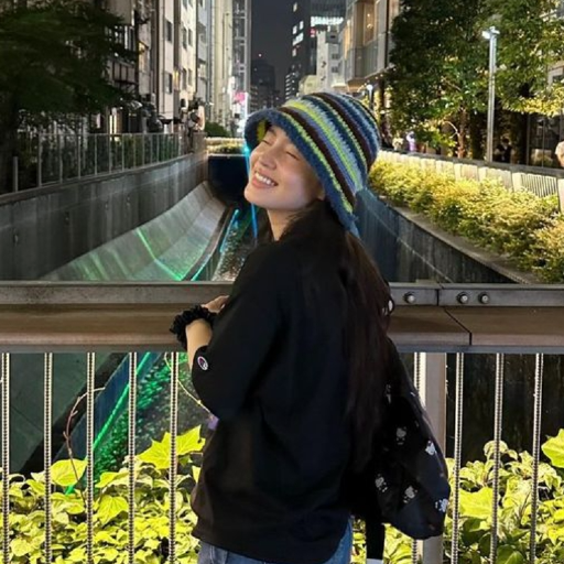 LeeHi galeri görseli