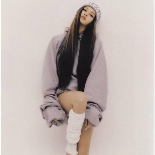 Lalisa gallery image
