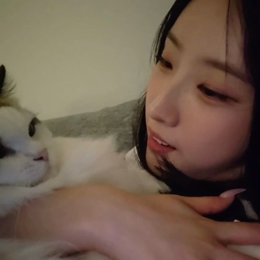 Haseul gallery image