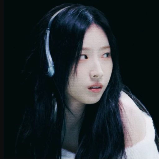 Haseul gallery image