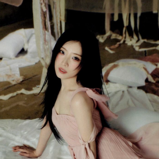Haseul gallery image