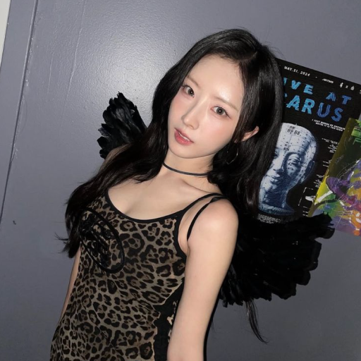 Haseul gallery image