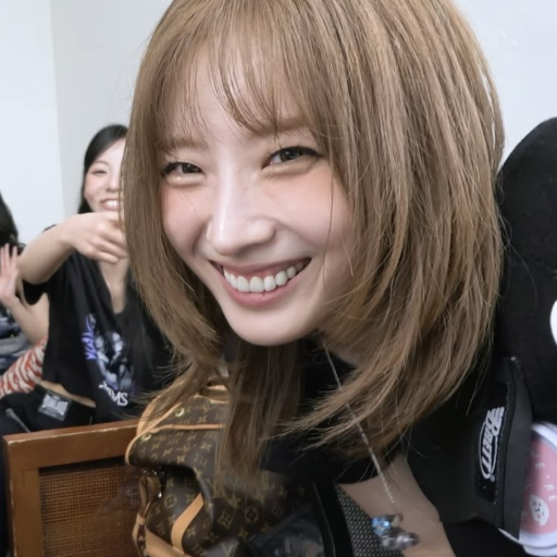 Haseul gallery image