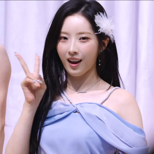 Haseul gallery image