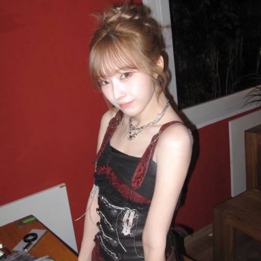 Haseul gallery image
