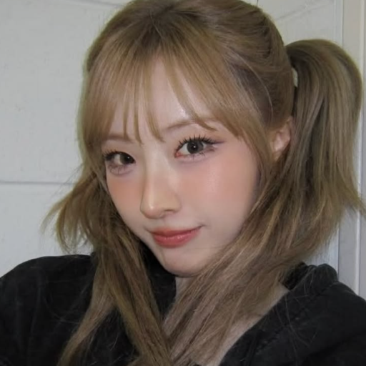 Haseul gallery image